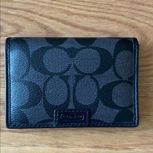 COACH Tri-Fold Men’s Wallet